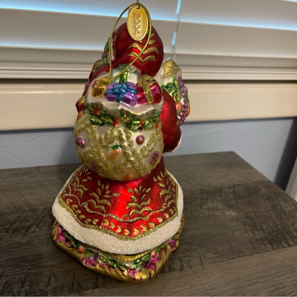 Large Glass Christmas Fitz and Floyd
Santa Claus Ornament Glitter 9" Tall
EUC - Picture 3 of 10